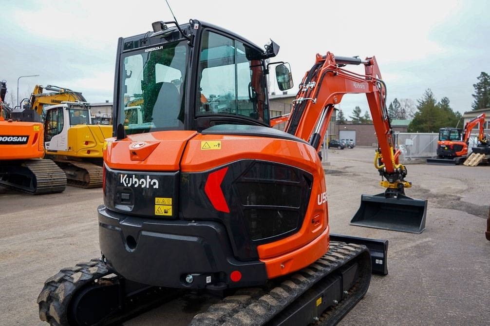 Мини-экскаватор Kubota U56-5 VALMIIKSI VARUSTELTU: фото 7