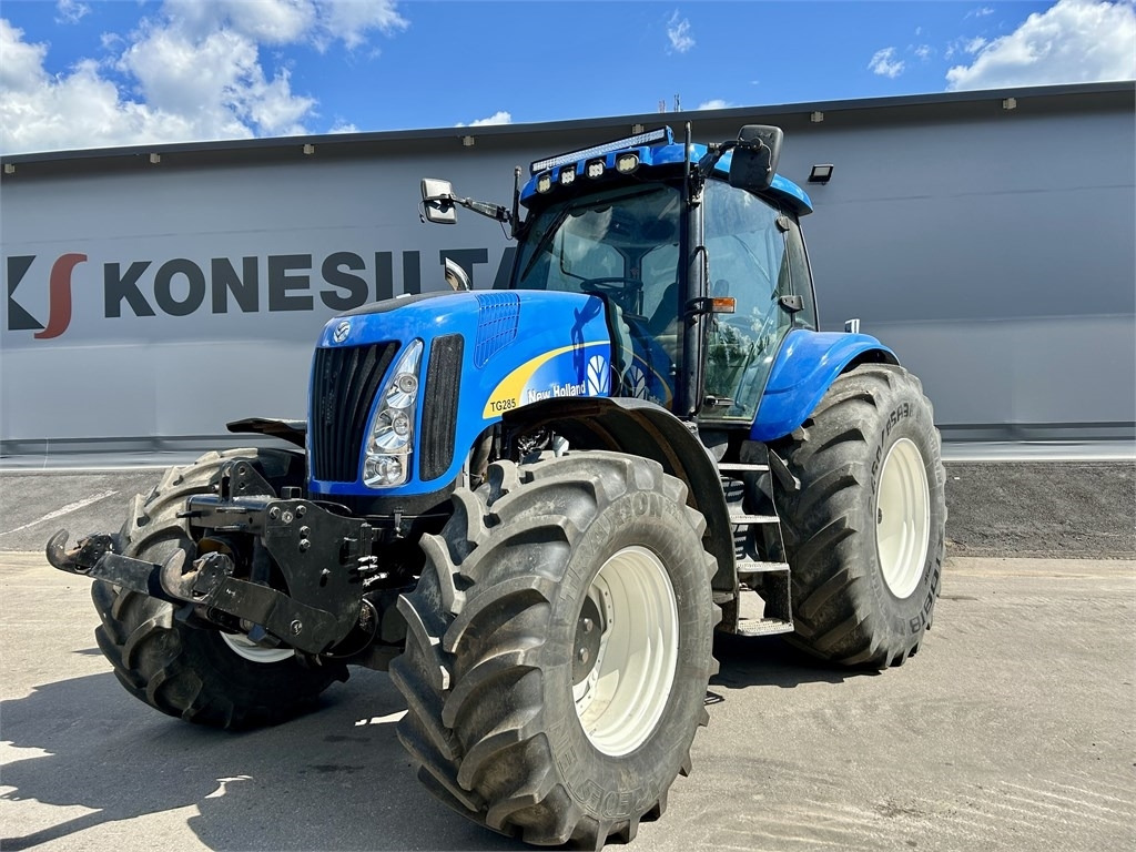 New Holland TG285 - Трактор: фото 2 New Holland TG285 - Трактор: фото 2