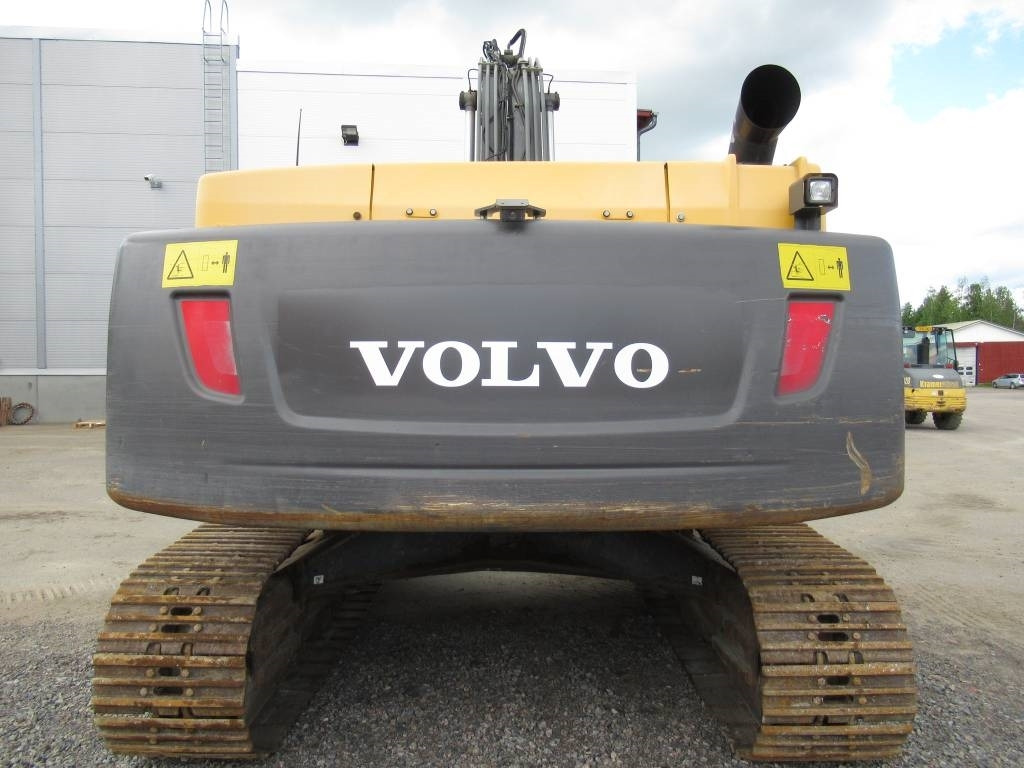 Volvo EC300DL PYÖRITTÄJÄLLÄ - Гусеничный экскаватор: фото 4 Volvo EC300DL PYÖRITTÄJÄLLÄ - Гусеничный экскаватор: фото 4