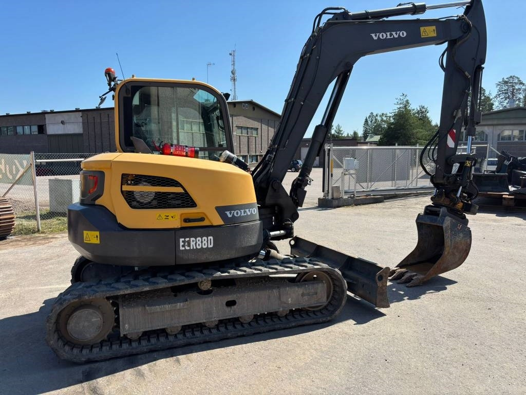 Volvo ECR88D - Мини-экскаватор: фото 4 Volvo ECR88D - Мини-экскаватор: фото 4