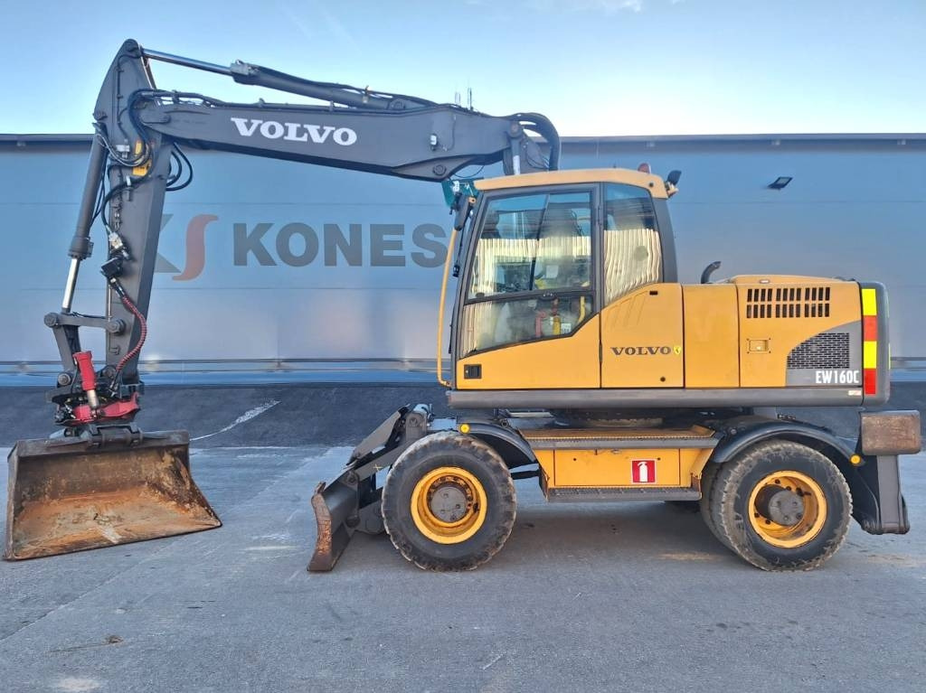 Volvo EW160C PYÖRITTÄJÄLLÄ - Колёсный экскаватор: фото 1 Volvo EW160C PYÖRITTÄJÄLLÄ - Колёсный экскаватор: фото 1
