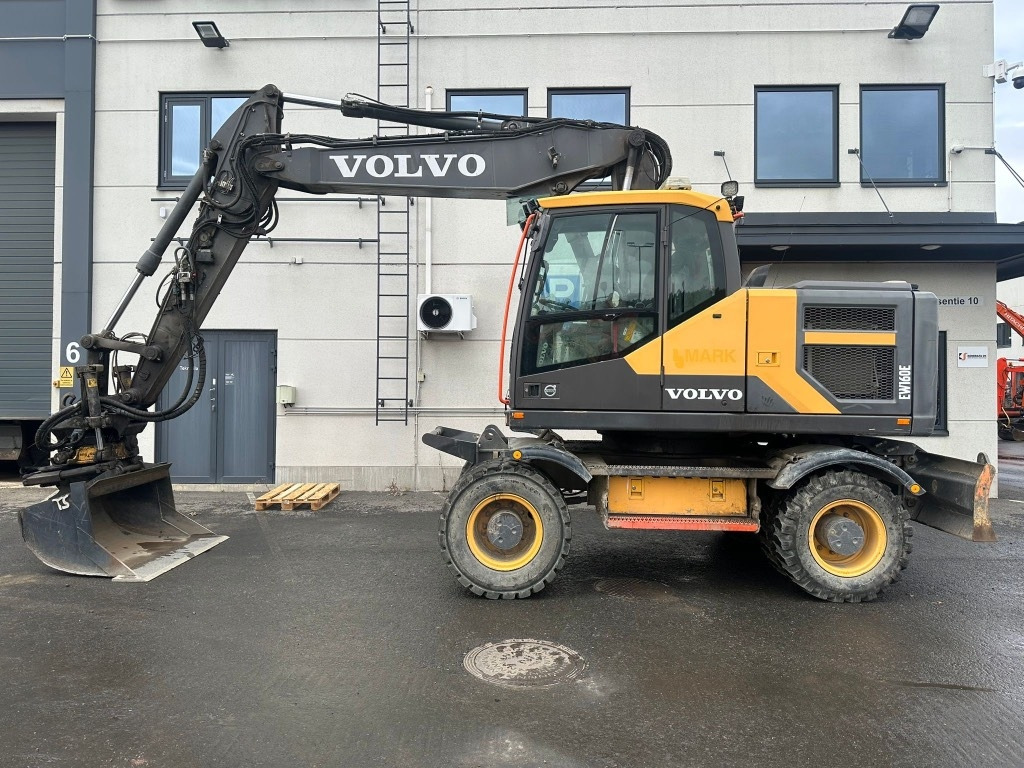 Volvo EW160E PYÖRITTÄJÄLLÄ - Колёсный экскаватор: фото 1 Volvo EW160E PYÖRITTÄJÄLLÄ - Колёсный экскаватор: фото 1