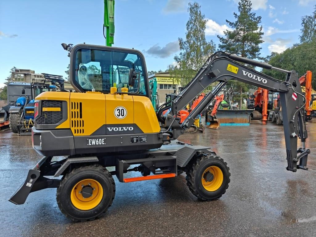 Volvo EW60E UUSI/AJAMATON  - Колёсный экскаватор: фото 4 Volvo EW60E UUSI/AJAMATON  - Колёсный экскаватор: фото 4