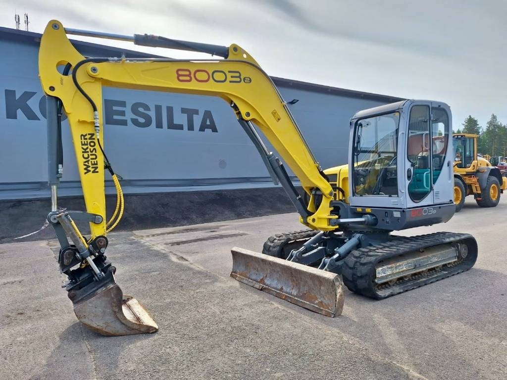 Wacker Neuson 8003RD KALLISTAJALLA - Мини-экскаватор: фото 2 Wacker Neuson 8003RD KALLISTAJALLA - Мини-экскаватор: фото 2