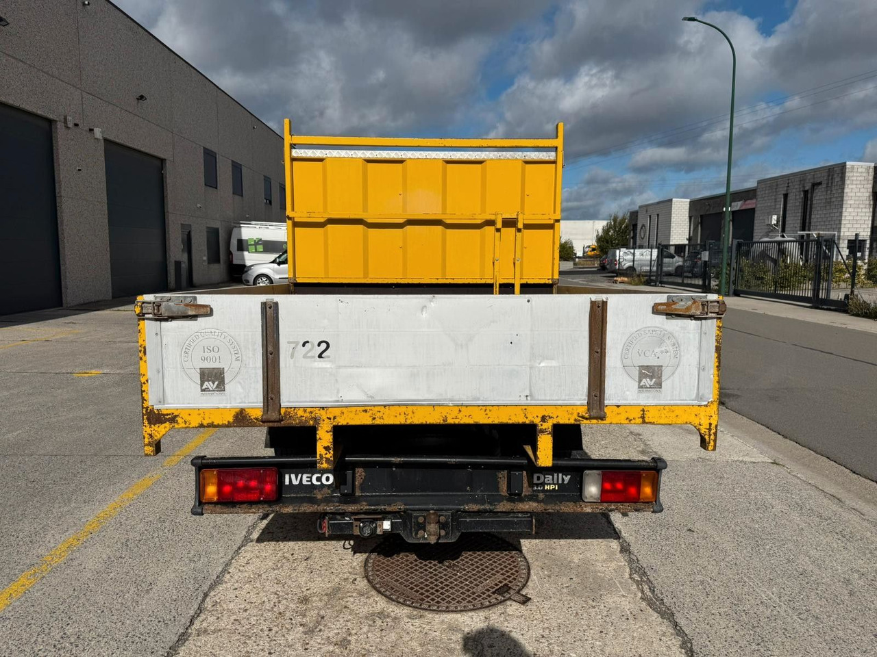 Iveco Daily 50C14. Doka 7pl. 3.0HPI. LKW 3.5t. - Малотоннажный бортовой грузовик, Грузопассажирский фургон: фото 4 Iveco Daily 50C14. Doka 7pl. 3.0HPI. LKW 3.5t. - Малотоннажный бортовой грузовик, Грузопассажирский фургон: фото 4
