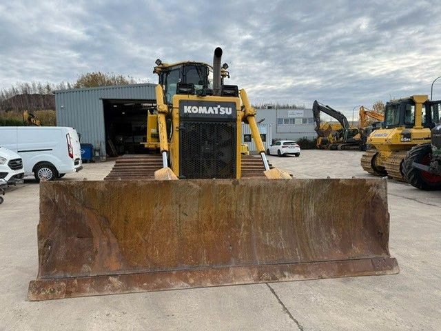 Komatsu D65PX-15. Fahrwerk 80%. Blatt 4.00m. ZSA. Klima. - Бульдозер: фото 5 Komatsu D65PX-15. Fahrwerk 80%. Blatt 4.00m. ZSA. Klima. - Бульдозер: фото 5