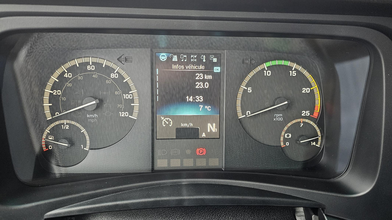 Новый Тягач MERCEDES-BENZ Actros 3340 S 6x4 ADR Euro 3 Tractor Head: фото 16