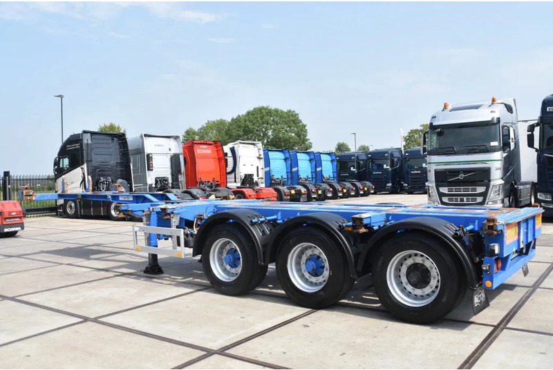 Pacton TXC343 - ALL CONNECTIONS - BPW AXLES - 2 x LIFT AXLES - DISC BRAKES - 2 x EXTENDABLE - - Полуприцеп-контейнеровоз/ Сменный кузов: фото 4 Pacton TXC343 - ALL CONNECTIONS - BPW AXLES - 2 x LIFT AXLES - DISC BRAKES - 2 x EXTENDABLE - - Полуприцеп-контейнеровоз/ Сменный кузов: фото 4