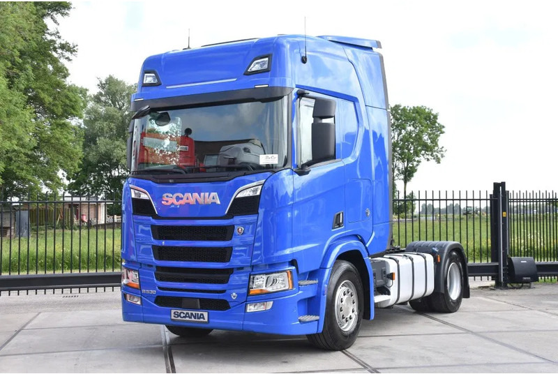 Scania R530 V8 NGS 4x2 - ADR FL - RETARDER - 253 TKM - ACC - NAVI - PTO - DIFF. LOCK - EXCELLENT CONDITION - - Тягач: фото 1 Scania R530 V8 NGS 4x2 - ADR FL - RETARDER - 253 TKM - ACC - NAVI - PTO - DIFF. LOCK - EXCELLENT CONDITION - - Тягач: фото 1