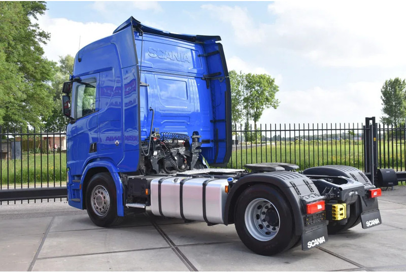 Scania R530 V8 NGS 4x2 - ADR FL - RETARDER - 253 TKM - ACC - NAVI - PTO - DIFF. LOCK - EXCELLENT CONDITION - - Тягач: фото 3 Scania R530 V8 NGS 4x2 - ADR FL - RETARDER - 253 TKM - ACC - NAVI - PTO - DIFF. LOCK - EXCELLENT CONDITION - - Тягач: фото 3