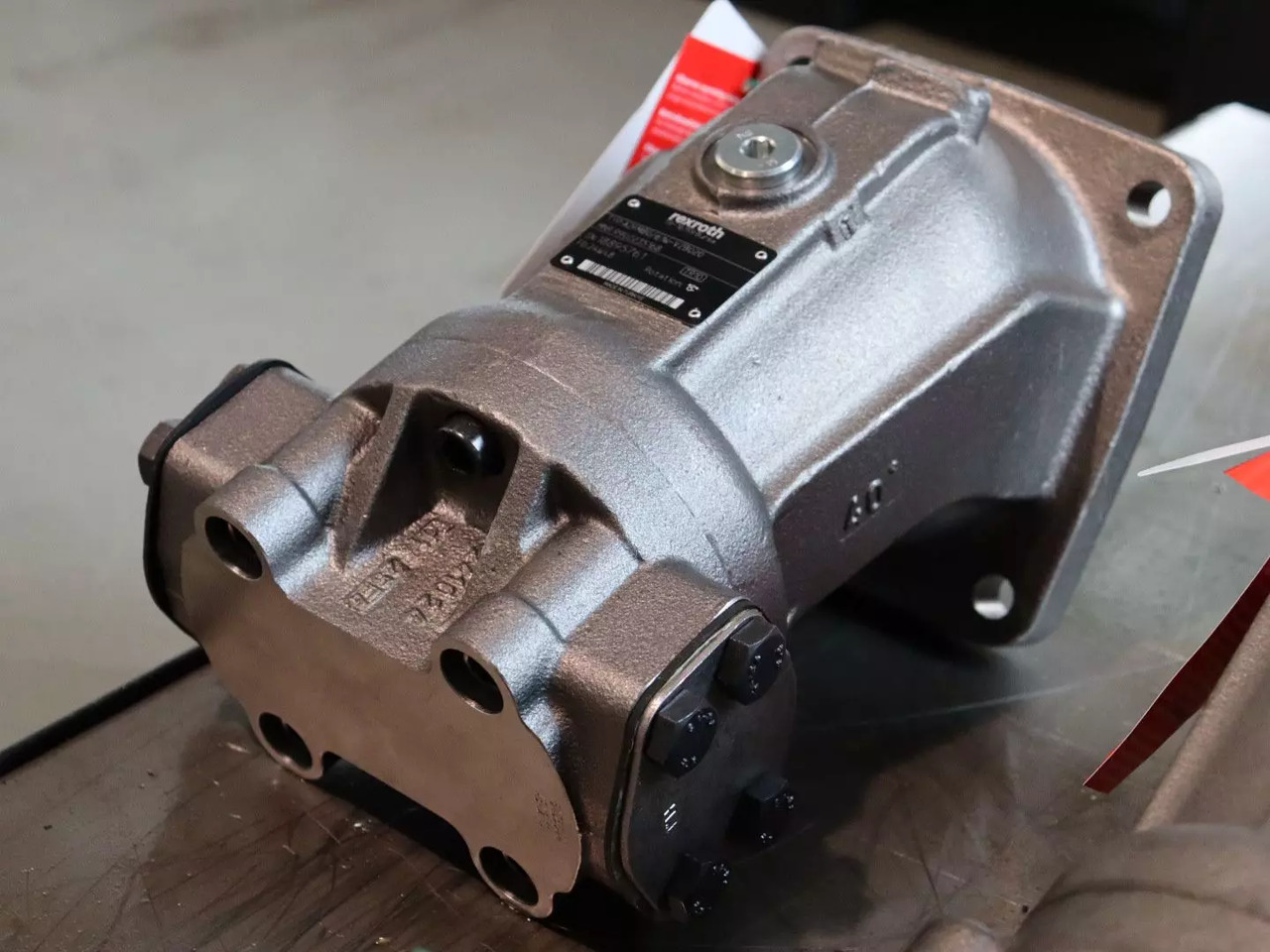 REXROTH A2FM80/61W-VZB020 - Гидравлический мотор для Строительной техники: фото 2 REXROTH A2FM80/61W-VZB020 - Гидравлический мотор для Строительной техники: фото 2