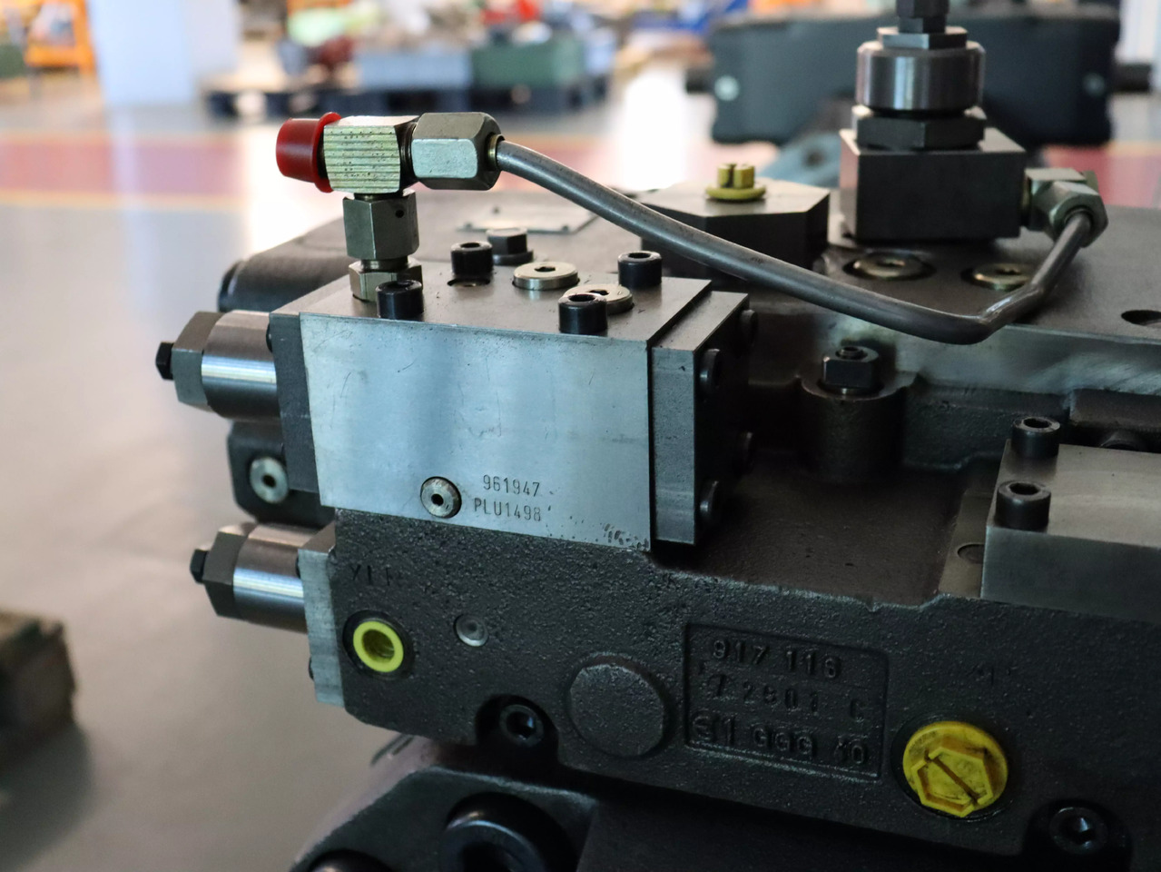 REXROTH A4VSO1000LR3N/30R-PZH25N00 - Гидравлический насос для Строительной техники: фото 3 REXROTH A4VSO1000LR3N/30R-PZH25N00 - Гидравлический насос для Строительной техники: фото 3