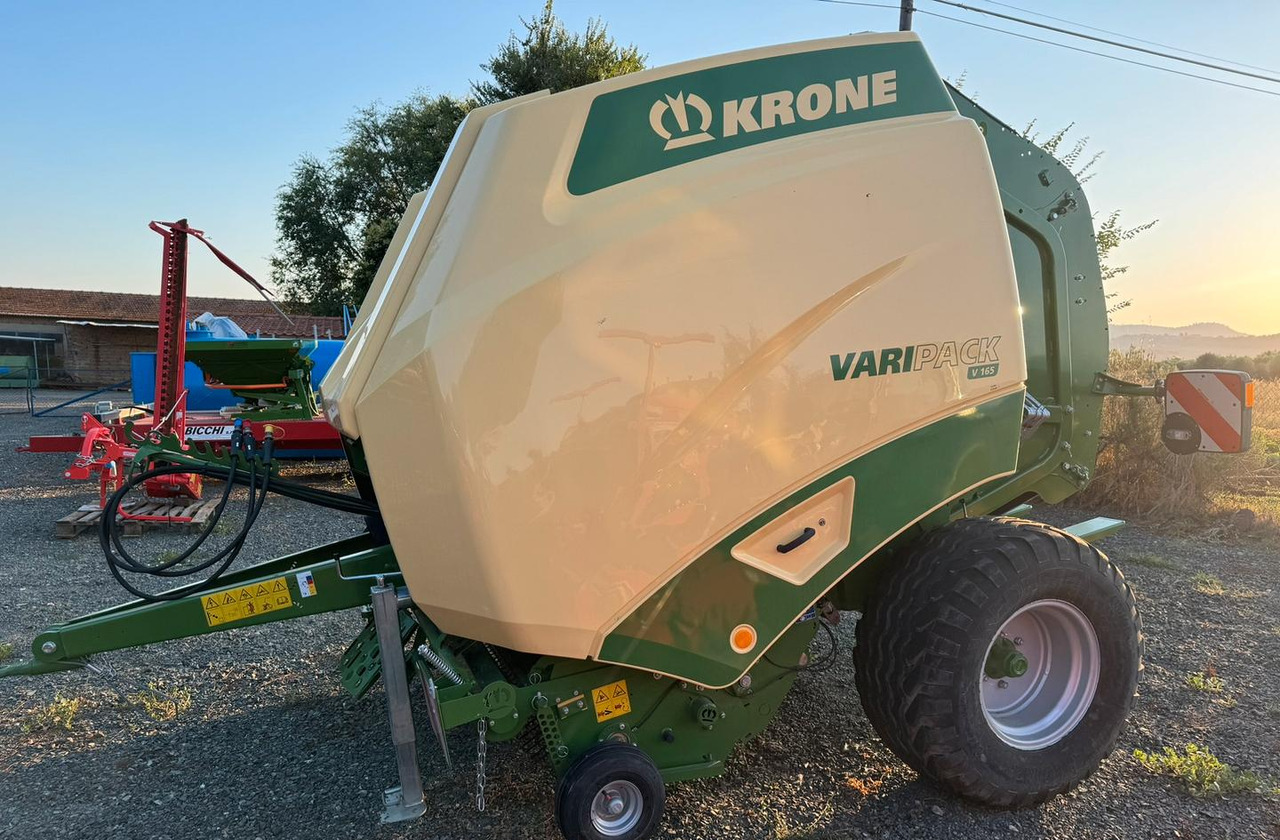 Rotopressa - Пресс-подборщик рулонный: фото 1 Rotopressa - Пресс-подборщик рулонный: фото 1