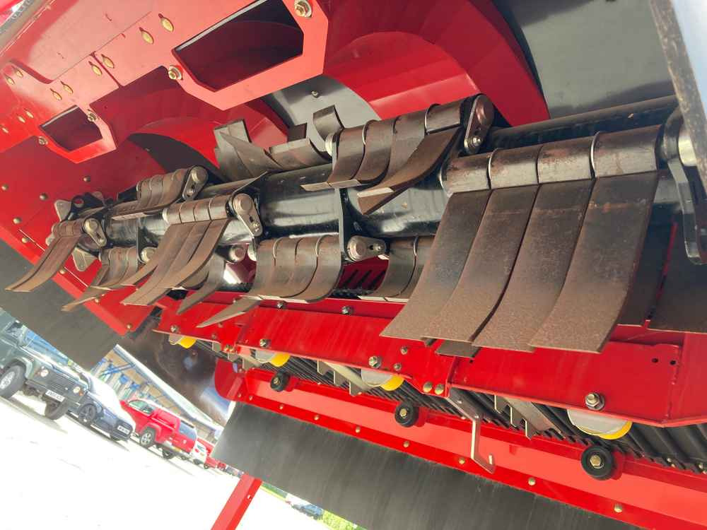 Grimme Grimme HT 210 Front Mounted Self-Propelled Topper - Комбайн: фото 2 Grimme Grimme HT 210 Front Mounted Self-Propelled Topper - Комбайн: фото 2