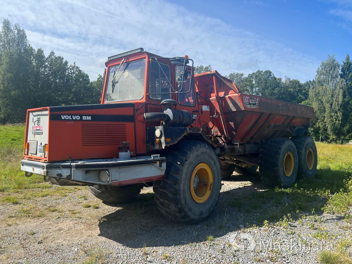 Dumper Volvo BM A25 - Сочленённый самосвал: фото 1 Dumper Volvo BM A25 - Сочленённый самосвал: фото 1