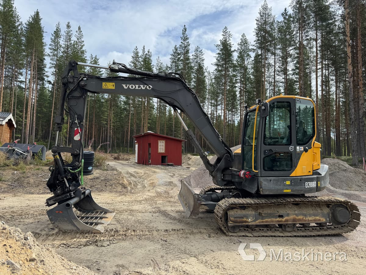 Grävmaskin Volvo ECR88D med tillbehör - Гусеничный экскаватор: фото 2 Grävmaskin Volvo ECR88D med tillbehör - Гусеничный экскаватор: фото 2
