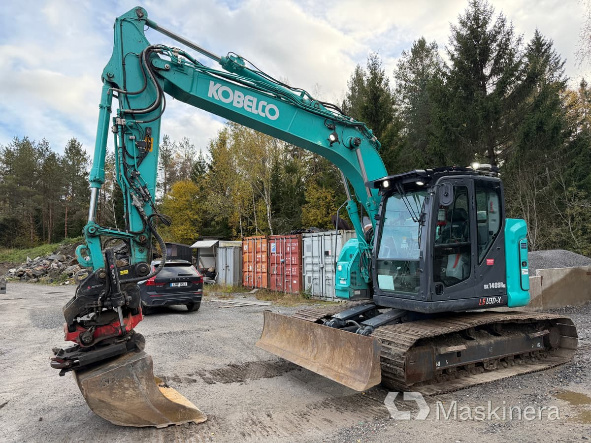 Grävmaskin Kobelco SK140SRLC-7 - Гусеничный экскаватор: фото 1 Grävmaskin Kobelco SK140SRLC-7 - Гусеничный экскаватор: фото 1