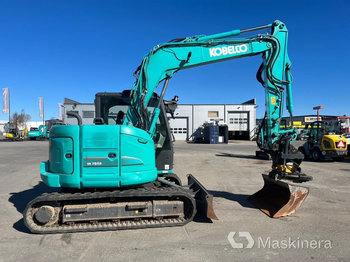 Grävmaskin Kobelco SK75SR-3E - Гусеничный экскаватор: фото 4 Grävmaskin Kobelco SK75SR-3E - Гусеничный экскаватор: фото 4