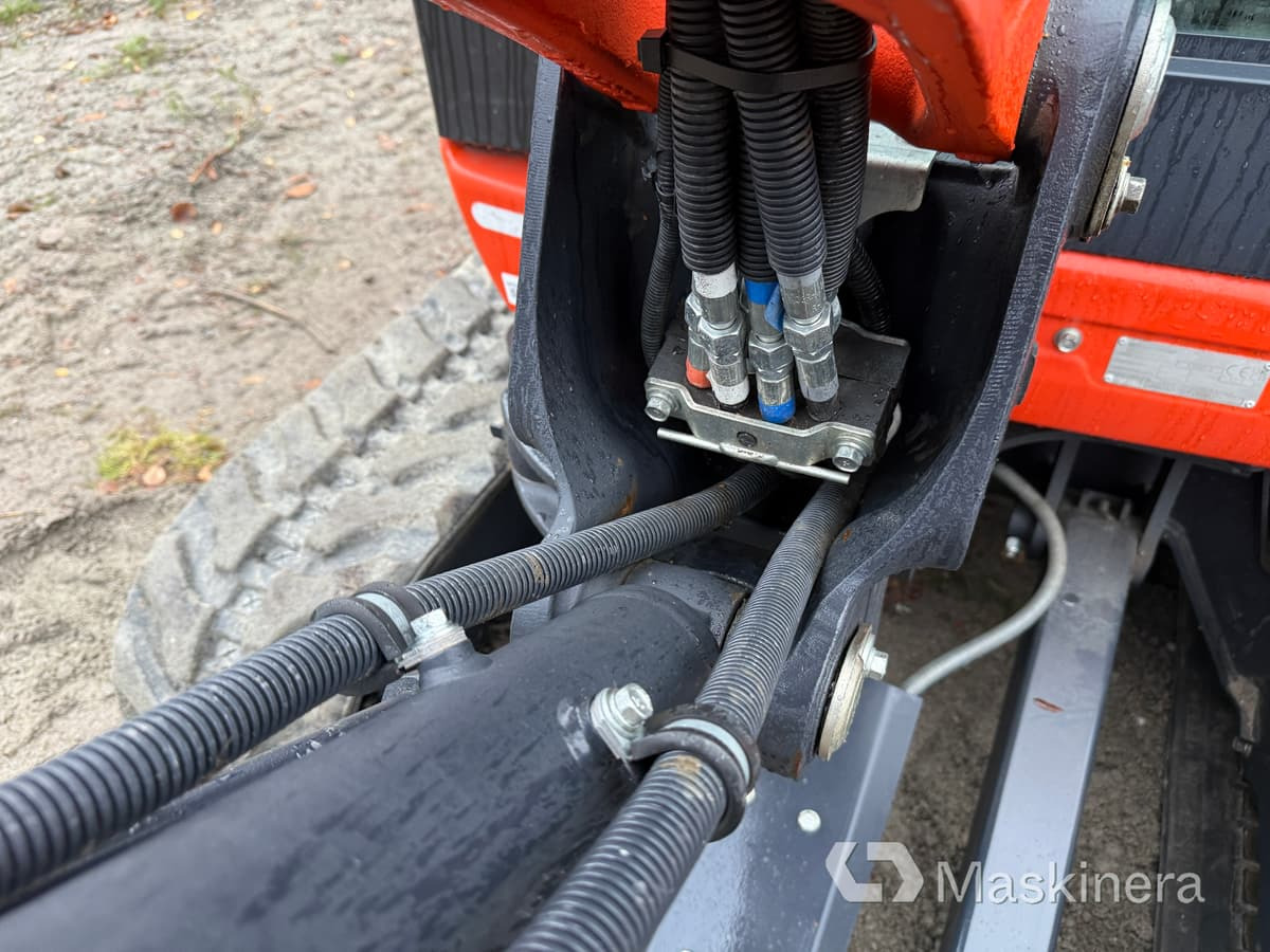 Гусеничный экскаватор Grävmaskin Kubota KX027-4 med flera redskap: фото 23 Гусеничный экскаватор Grävmaskin Kubota KX027-4 med flera redskap: фото 23
