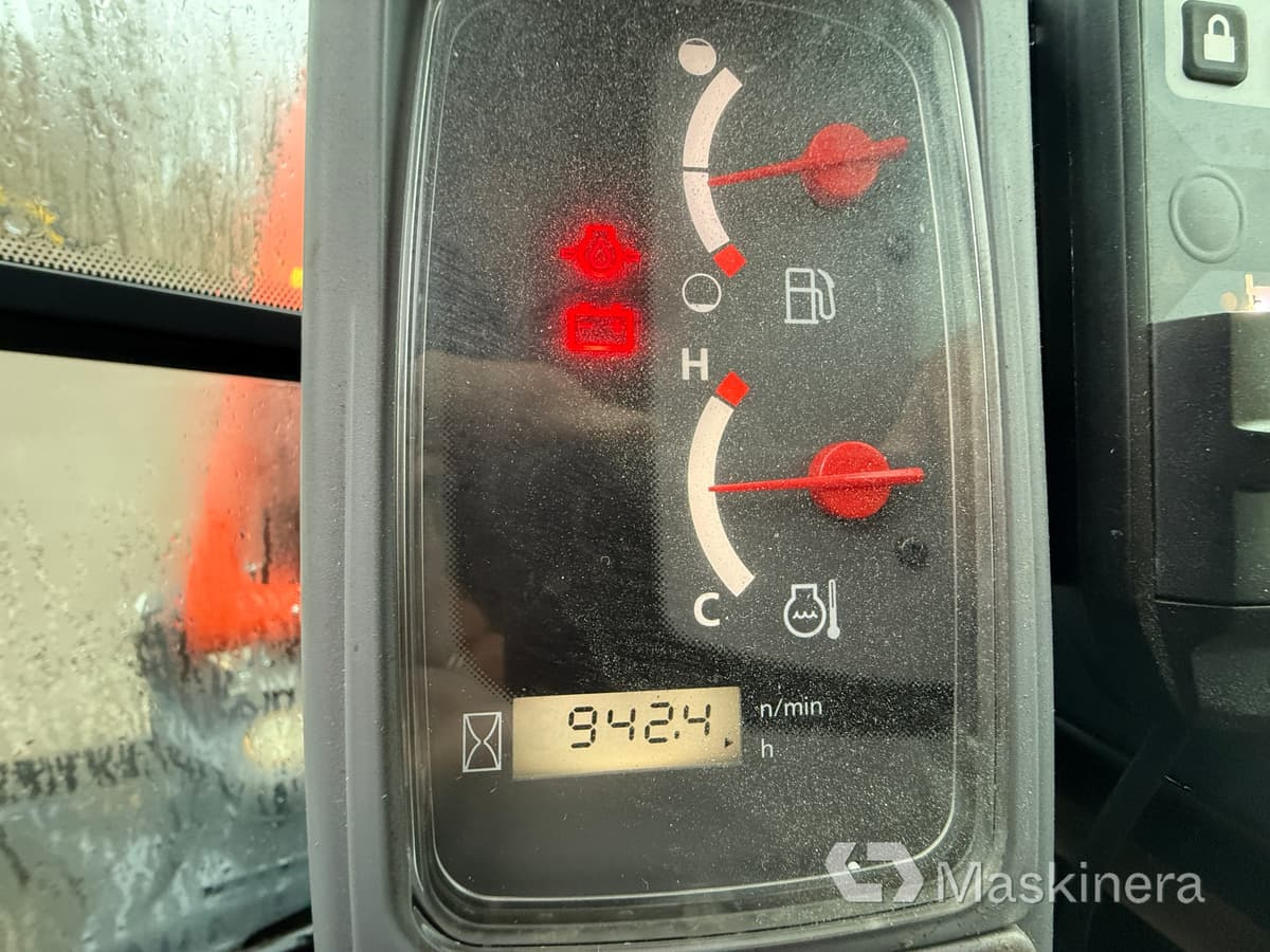 Гусеничный экскаватор Grävmaskin Kubota KX027-4 med flera redskap: фото 40 Гусеничный экскаватор Grävmaskin Kubota KX027-4 med flera redskap: фото 40