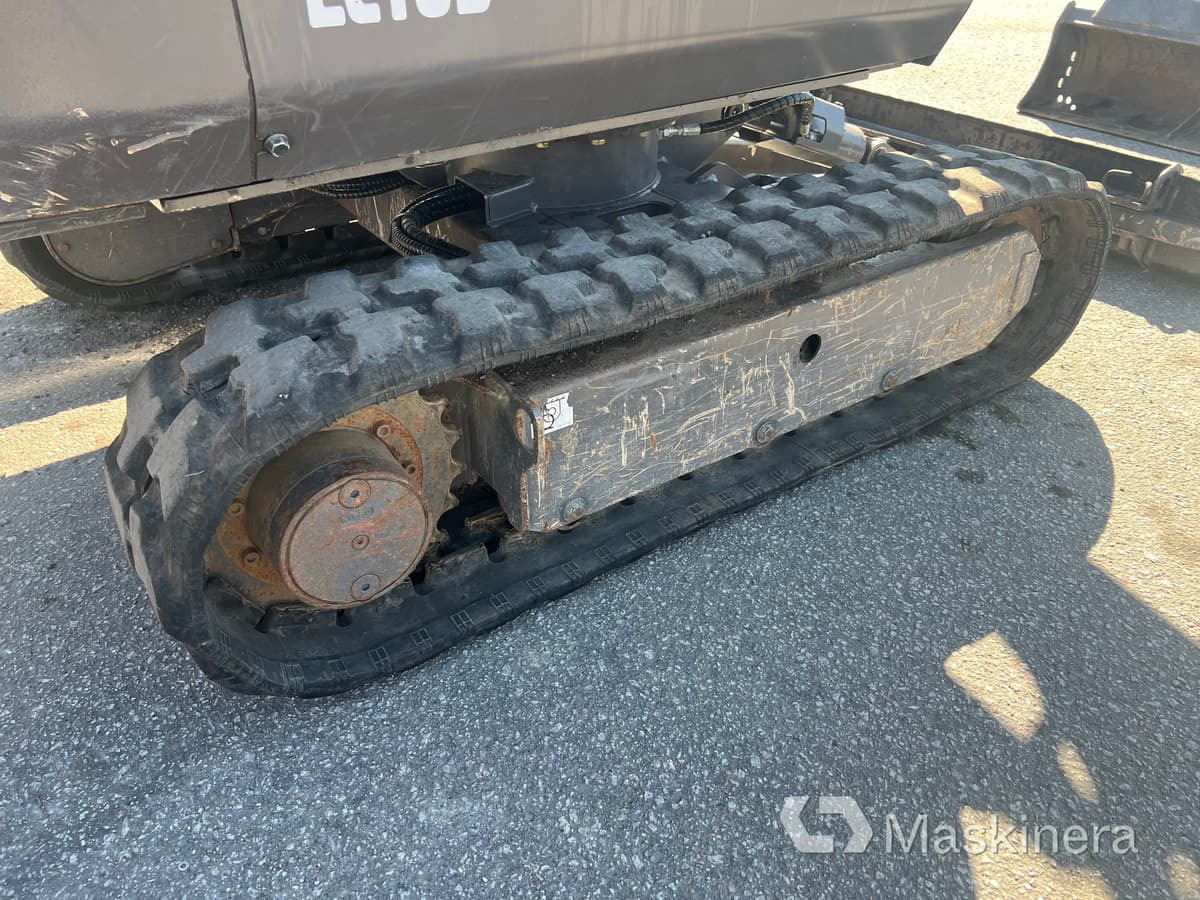 Гусеничный экскаватор Grävmaskin Volvo EC18D med maskintrailer och redskap: фото 27