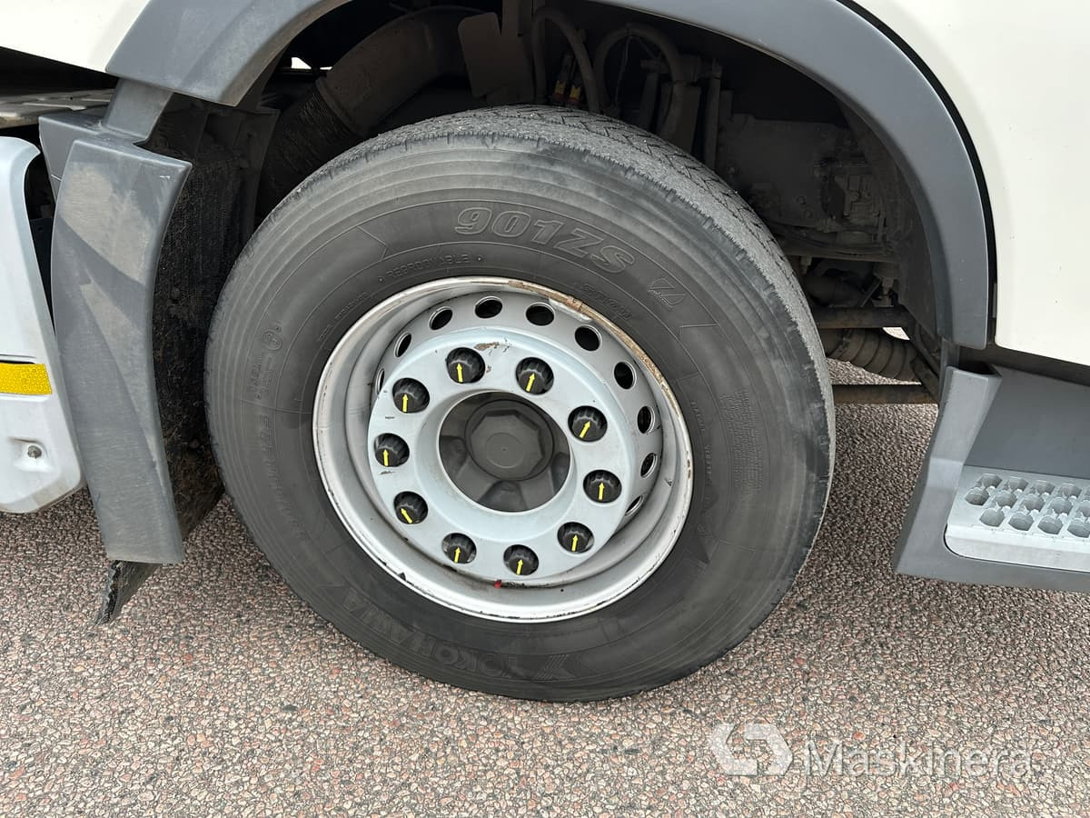 Грузовик с закрытым кузовом Lastbil Volvo FH 2018 Euro 6: фото 40