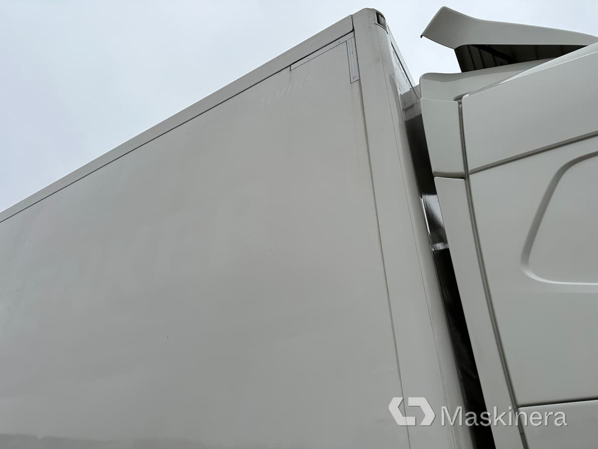 Грузовик с закрытым кузовом Lastbil Volvo FH 2018 Euro 6: фото 44