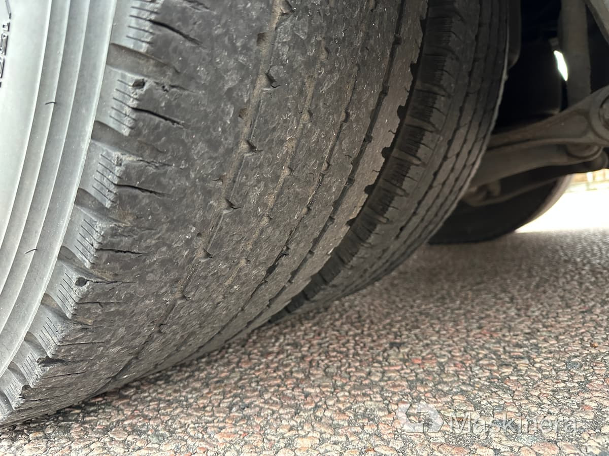 Грузовик с закрытым кузовом Lastbil Volvo FH 2018 Euro 6: фото 19