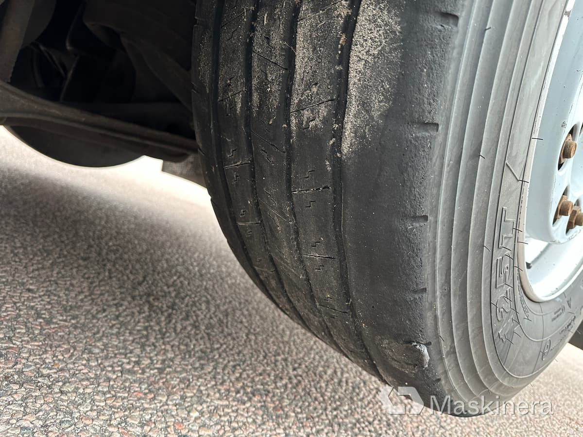 Грузовик с закрытым кузовом Lastbil Volvo FH 2018 Euro 6: фото 18