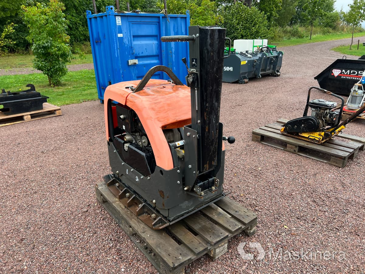 Markvibrator Husqvarna LG504 - Виброплита: фото 3 Markvibrator Husqvarna LG504 - Виброплита: фото 3