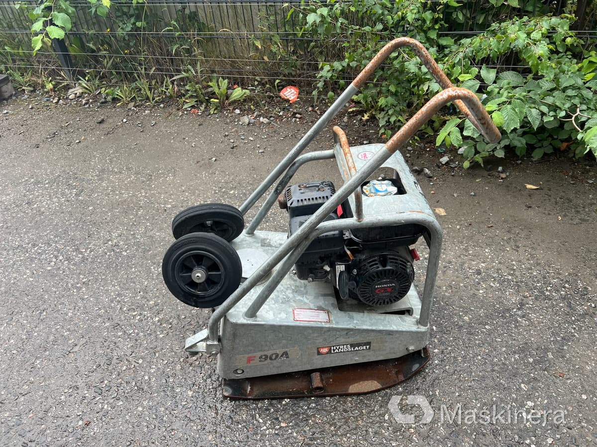 Markvibrator Swepac F90A - Виброплита: фото 5 Markvibrator Swepac F90A - Виброплита: фото 5