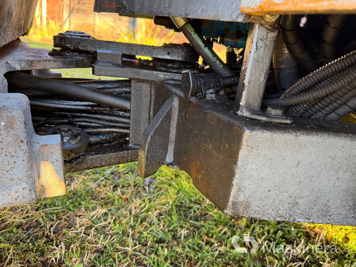 Компактный фронтальный погрузчик Redskapsbärare Belos Trans Pro: фото 29