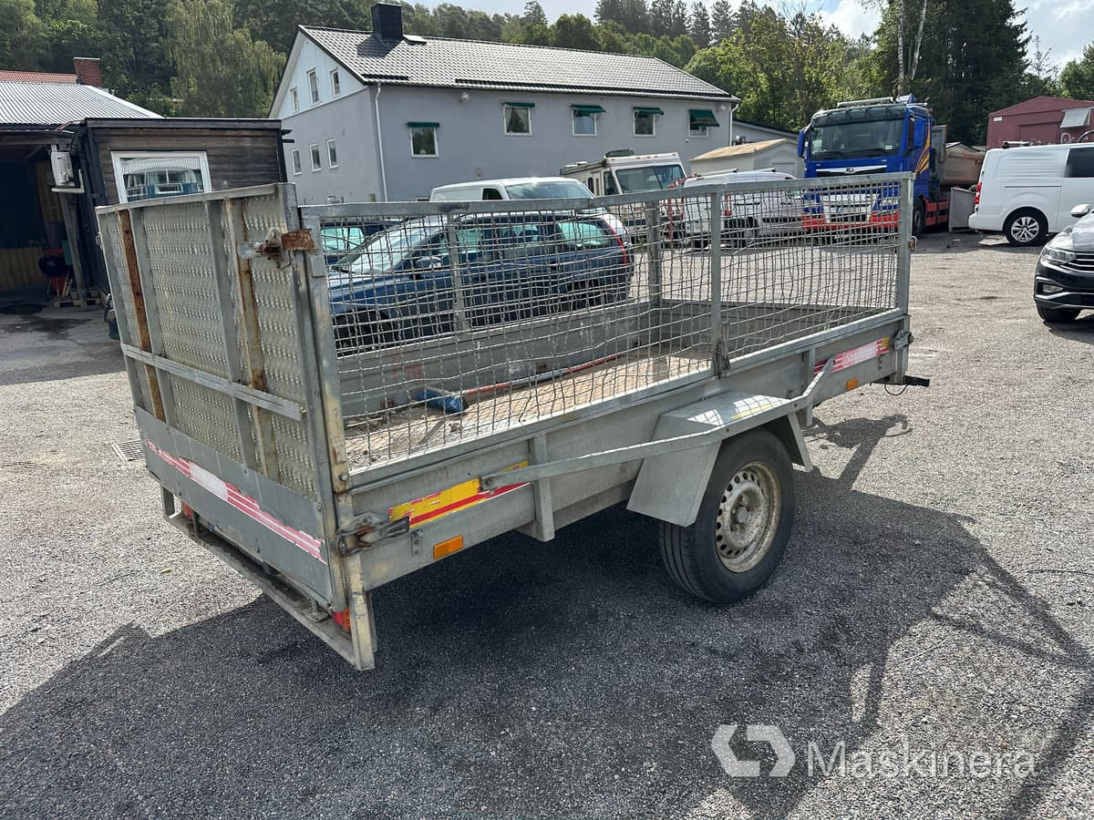 Sävsjösläpet SSEL 1030 Släpvagn Sävsjösläpet med lastramp tippbart - Прицеп для легкового автомобиля: фото 1 Sävsjösläpet SSEL 1030 Släpvagn Sävsjösläpet med lastramp tippbart - Прицеп для легкового автомобиля: фото 1