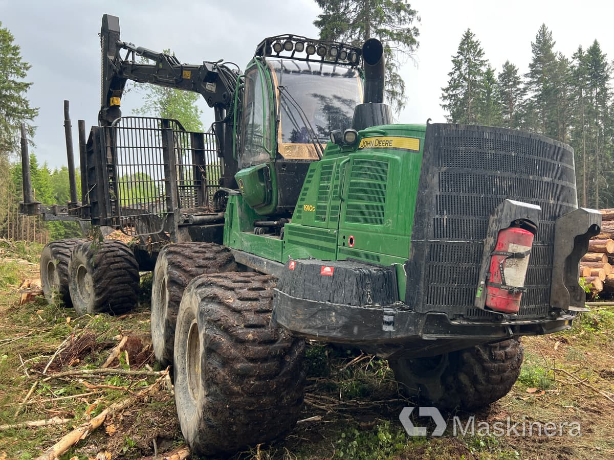 Skotare John Deere 1910G - Форвардер: фото 5 Skotare John Deere 1910G - Форвардер: фото 5