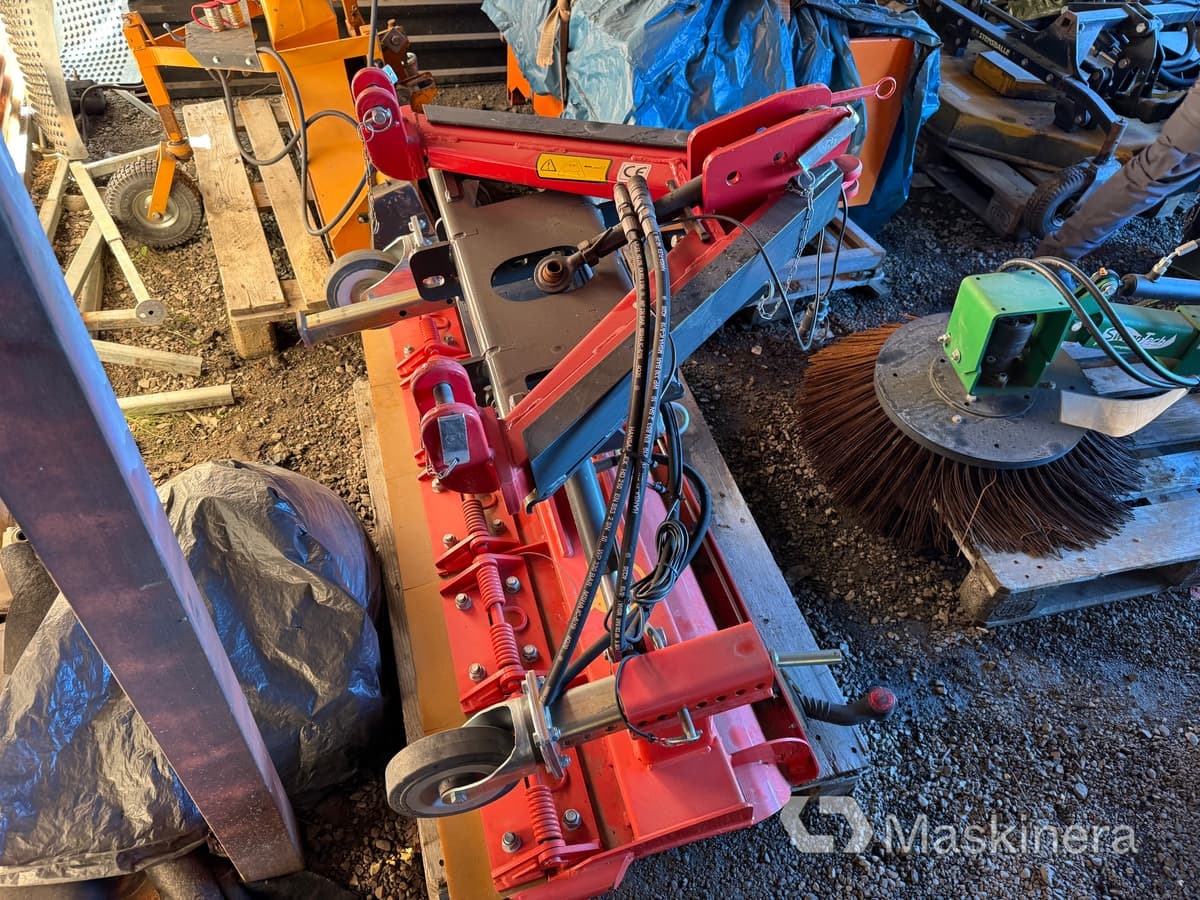 Snöblad Adler S-serie 150 - Отвал для снега: фото 4 Snöblad Adler S-serie 150 - Отвал для снега: фото 4