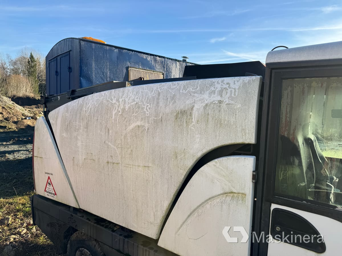 Подметально-уборочная машина Sopmaskin Johnston Compact 142A 101T (Rep. objekt): фото 26