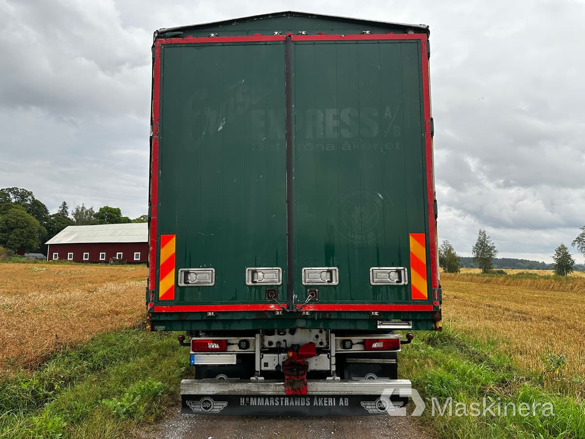 Spannmålsbil Scania R580 - Тентованный грузовик: фото 4 Spannmålsbil Scania R580 - Тентованный грузовик: фото 4