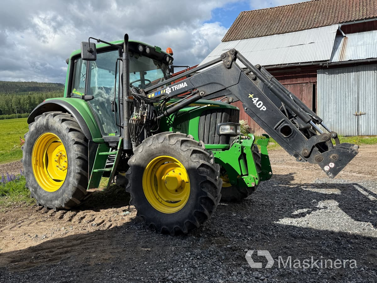 Traktor John Deere 6420S - Трактор: фото 1 Traktor John Deere 6420S - Трактор: фото 1