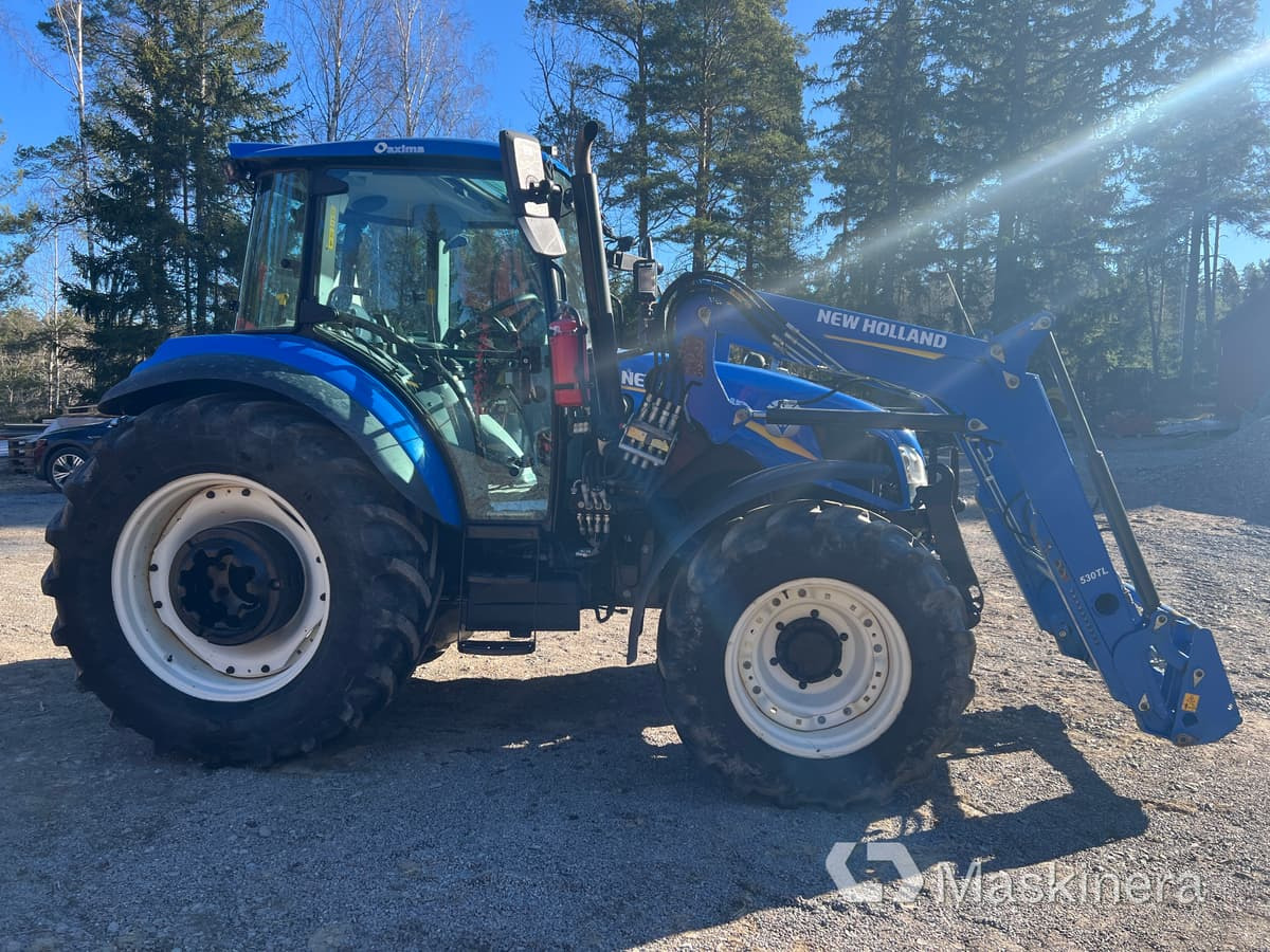 Traktor New Holland T5.85 med frontlastare - Трактор: фото 4 Traktor New Holland T5.85 med frontlastare - Трактор: фото 4