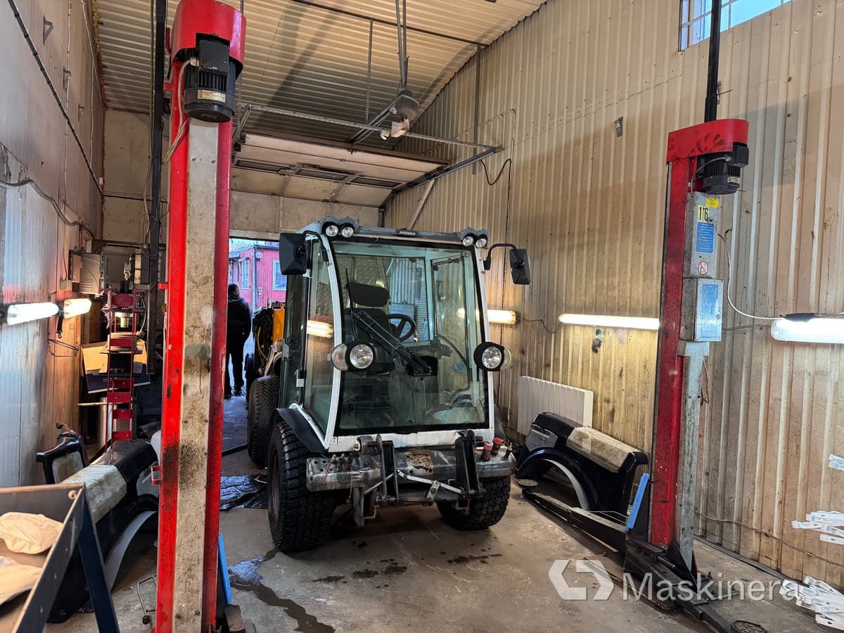 Tvåpelarlyft Intertech A/S HH231 - Оборудование для гаражей/ Мастерских: фото 2 Tvåpelarlyft Intertech A/S HH231 - Оборудование для гаражей/ Мастерских: фото 2