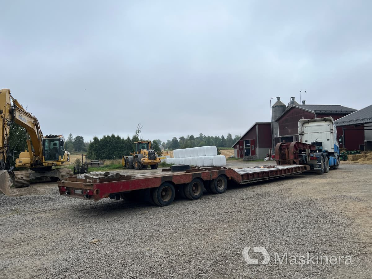 Scania R144LB6X2*4NB460 Dragbil Scania R144 med maskintrailer - Тягач, Полуприцеп-автовоз: фото 5 Scania R144LB6X2*4NB460 Dragbil Scania R144 med maskintrailer - Тягач, Полуприцеп-автовоз: фото 5