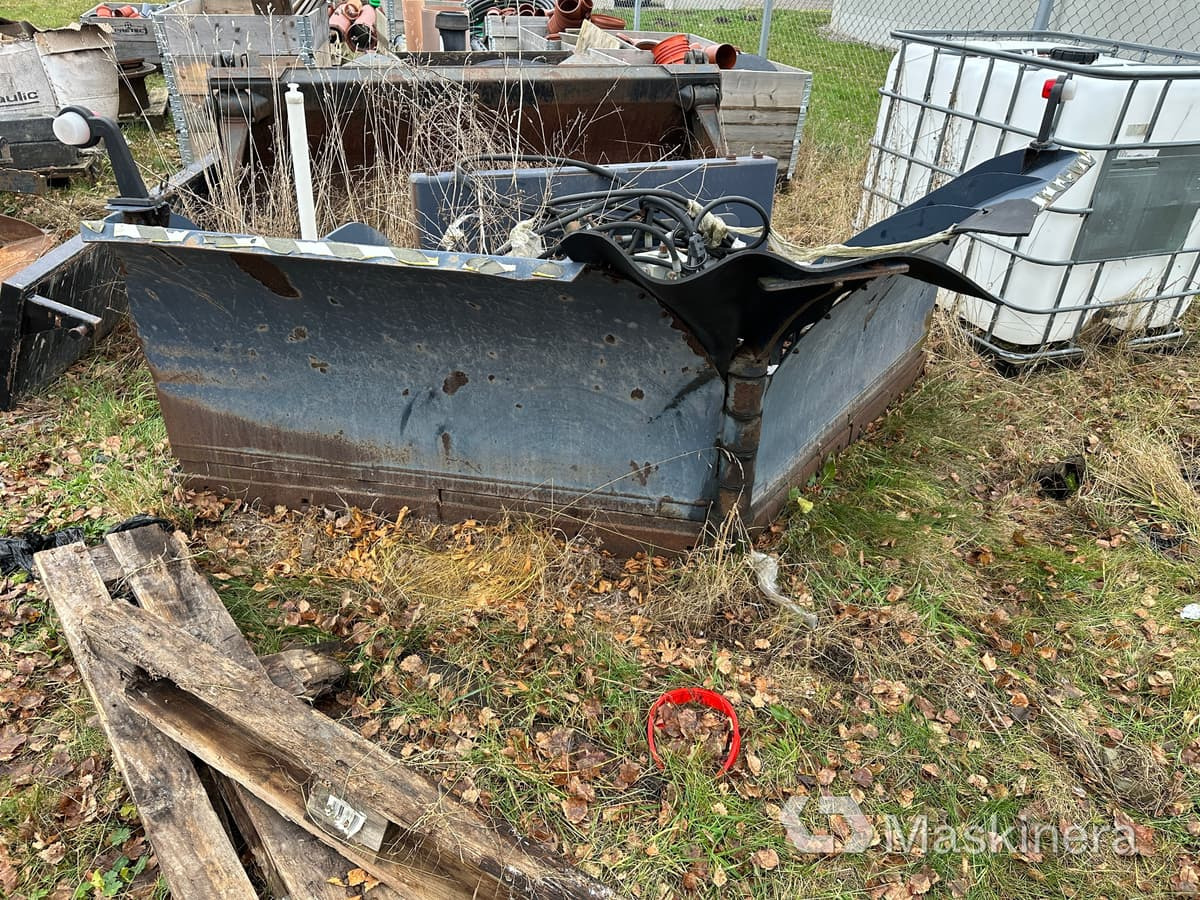 Отвал для снега Vikplog Drivex VB 320 BM: фото 8 Отвал для снега Vikplog Drivex VB 320 BM: фото 8