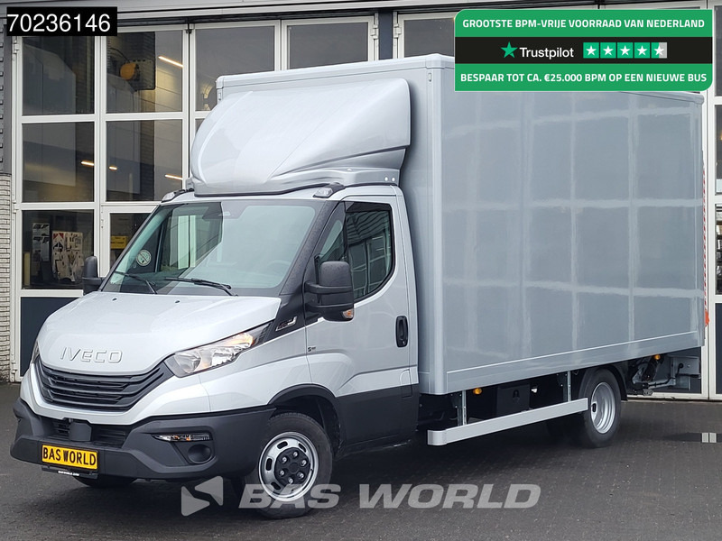 Iveco Daily 35C18 2025 MODEL Automaat 1000kg Laadklep ACC Navi Airco Zijdeur Bakwagen Meubelbak Koffer 22m3 Airco - Фургон с закрытым кузовом: фото 1 Iveco Daily 35C18 2025 MODEL Automaat 1000kg Laadklep ACC Navi Airco Zijdeur Bakwagen Meubelbak Koffer 22m3 Airco - Фургон с закрытым кузовом: фото 1