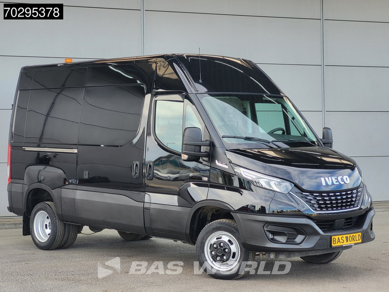 Iveco Daily 35C18 3.0L Automaat L2H2 Dubbellucht 3,5t Trekhaak Navi Airco Cruise Camera Euro6 L2 Airco Trekhaak Cruise control - Цельнометаллический фургон: фото 3 Iveco Daily 35C18 3.0L Automaat L2H2 Dubbellucht 3,5t Trekhaak Navi Airco Cruise Camera Euro6 L2 Airco Trekhaak Cruise control - Цельнометаллический фургон: фото 3