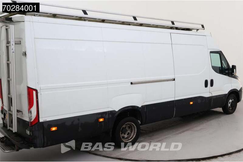Iveco Daily 35C18 COMING SOON! 3.0L Automaat L3H2 3,5t Trekhaak Airco Camera Imperiaal Euro6 L4H2 16m3 Airco - Цельнометаллический фургон: фото 2 Iveco Daily 35C18 COMING SOON! 3.0L Automaat L3H2 3,5t Trekhaak Airco Camera Imperiaal Euro6 L4H2 16m3 Airco - Цельнометаллический фургон: фото 2