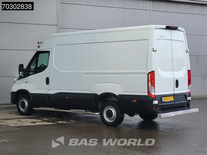 Iveco Daily 35S14 Automaat L2H2 3,5t Trekgewicht ACC LED Navi Airco Camera Parkeersensoren APK 09-2026 L2 Airco - Цельнометаллический фургон: фото 2 Iveco Daily 35S14 Automaat L2H2 3,5t Trekgewicht ACC LED Navi Airco Camera Parkeersensoren APK 09-2026 L2 Airco - Цельнометаллический фургон: фото 2