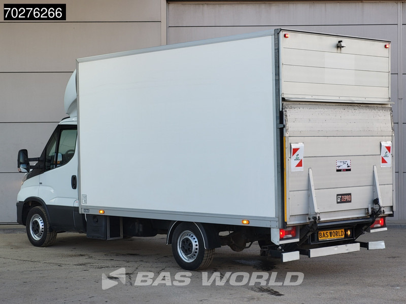 Iveco Daily 35S14 Automaat Laadklep Bakwagen Zijdeur Airco Cruise Meubelbak Koffer Airco Cruise control - Фургон с закрытым кузовом: фото 2 Iveco Daily 35S14 Automaat Laadklep Bakwagen Zijdeur Airco Cruise Meubelbak Koffer Airco Cruise control - Фургон с закрытым кузовом: фото 2