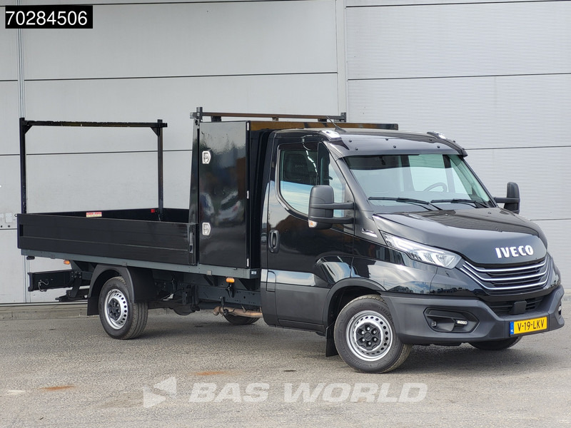 Iveco Daily 35S16 Automaat Open Laadbak 3,5t Trekhaak Navi LED Airco Cruise Camera Euro6 Pritsche Pickup Open Box Airco Trekhaak Cruise cont - Малотоннажный бортовой грузовик: фото 2 Iveco Daily 35S16 Automaat Open Laadbak 3,5t Trekhaak Navi LED Airco Cruise Camera Euro6 Pritsche Pickup Open Box Airco Trekhaak Cruise cont - Малотоннажный бортовой грузовик: фото 2