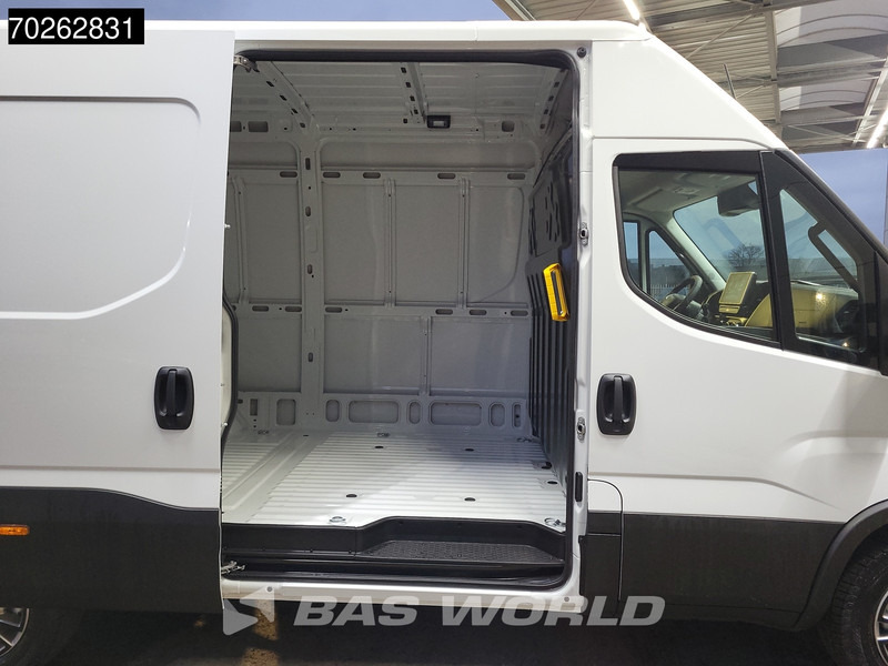Iveco Daily 35S21 210PK 3.0L Automaat 2025 model L2H2 ACC LED CarPlay Velgen Camera 12m3 Airco - Цельнометаллический фургон: фото 3 Iveco Daily 35S21 210PK 3.0L Automaat 2025 model L2H2 ACC LED CarPlay Velgen Camera 12m3 Airco - Цельнометаллический фургон: фото 3