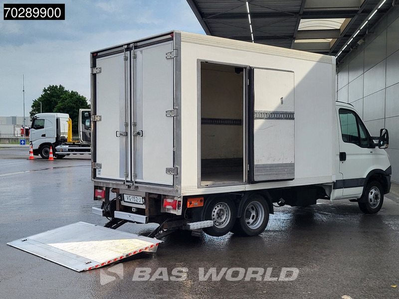 Iveco Daily 40C15 BE-Combi 75Plus Koelwagen Laadklep Carrier Xarios 350 Zijdeur Achterdeuren Airco Cruise Camera Koel Koeler Kühl Kühler Küh - Фургон-рефрижератор: фото 3 Iveco Daily 40C15 BE-Combi 75Plus Koelwagen Laadklep Carrier Xarios 350 Zijdeur Achterdeuren Airco Cruise Camera Koel Koeler Kühl Kühler Küh - Фургон-рефрижератор: фото 3